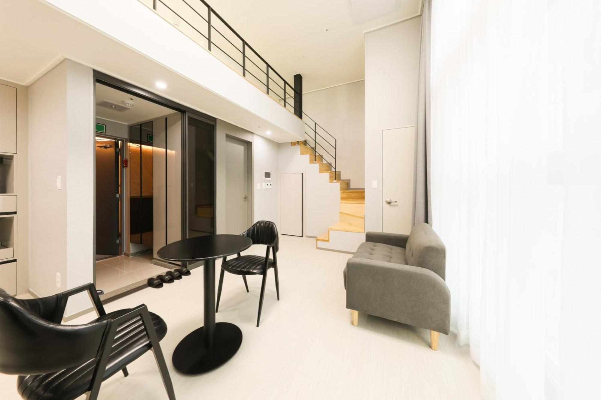 Coopstay Yeosu Hotel Eksteriør bilde